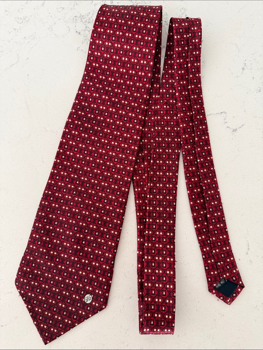 Versace Classic V-2 Men's Red Patterned Tie - Classic Silk Dress Tie